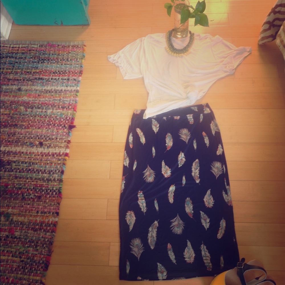 CURVE Luxe Jersey Printed Feather Skirt